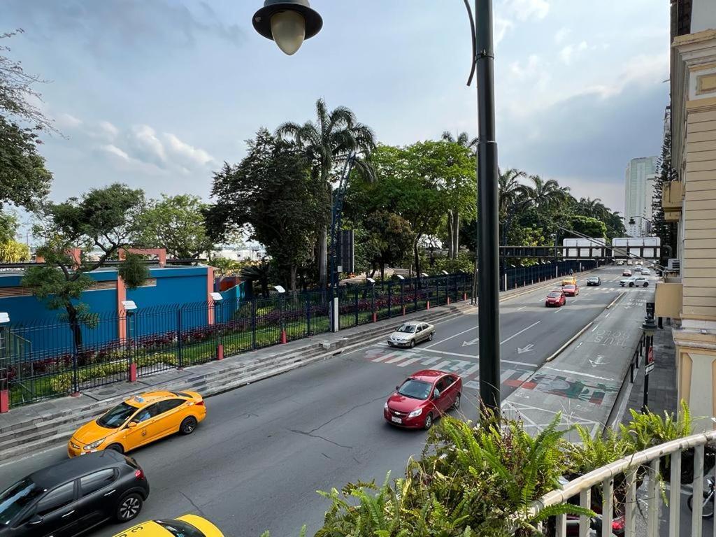 Hotel Perla Central Guayaquil Exterior photo